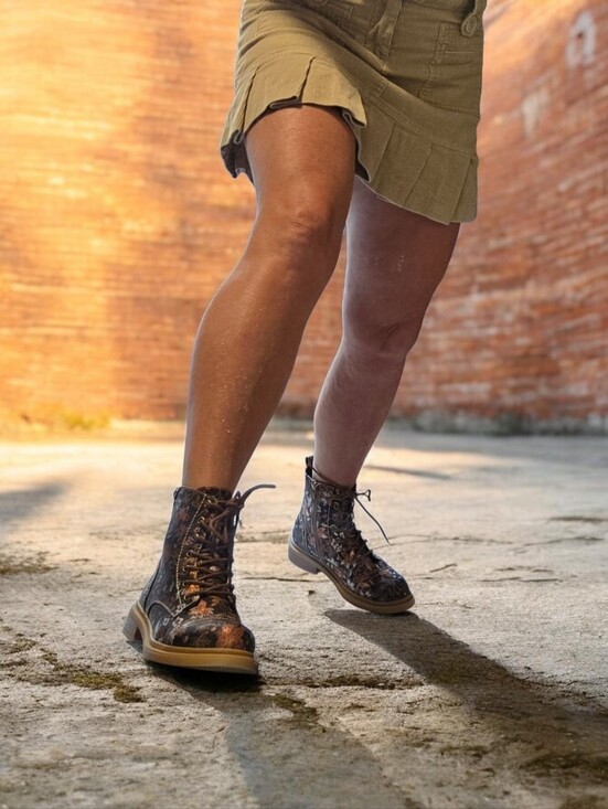 JJ Shoes - JJ Floral Lace Up Combat Boots Size 38 - 7.5